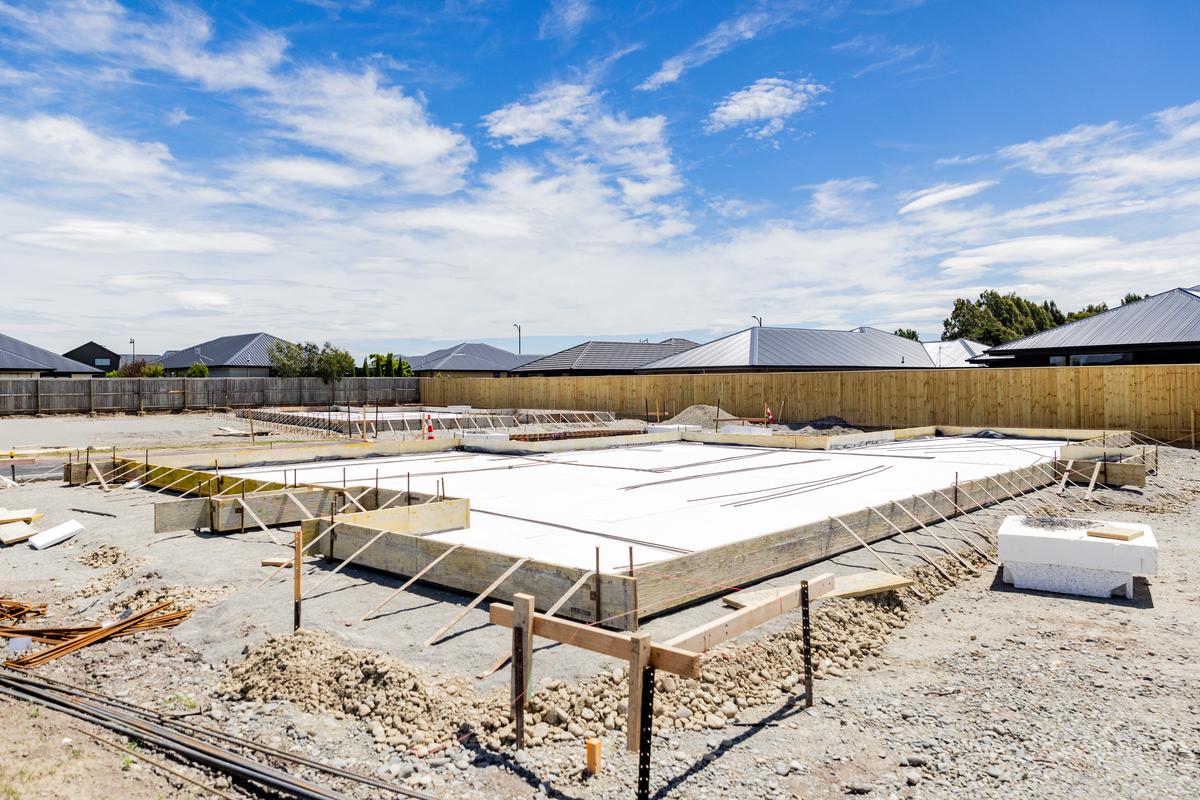 Foundation Web 1