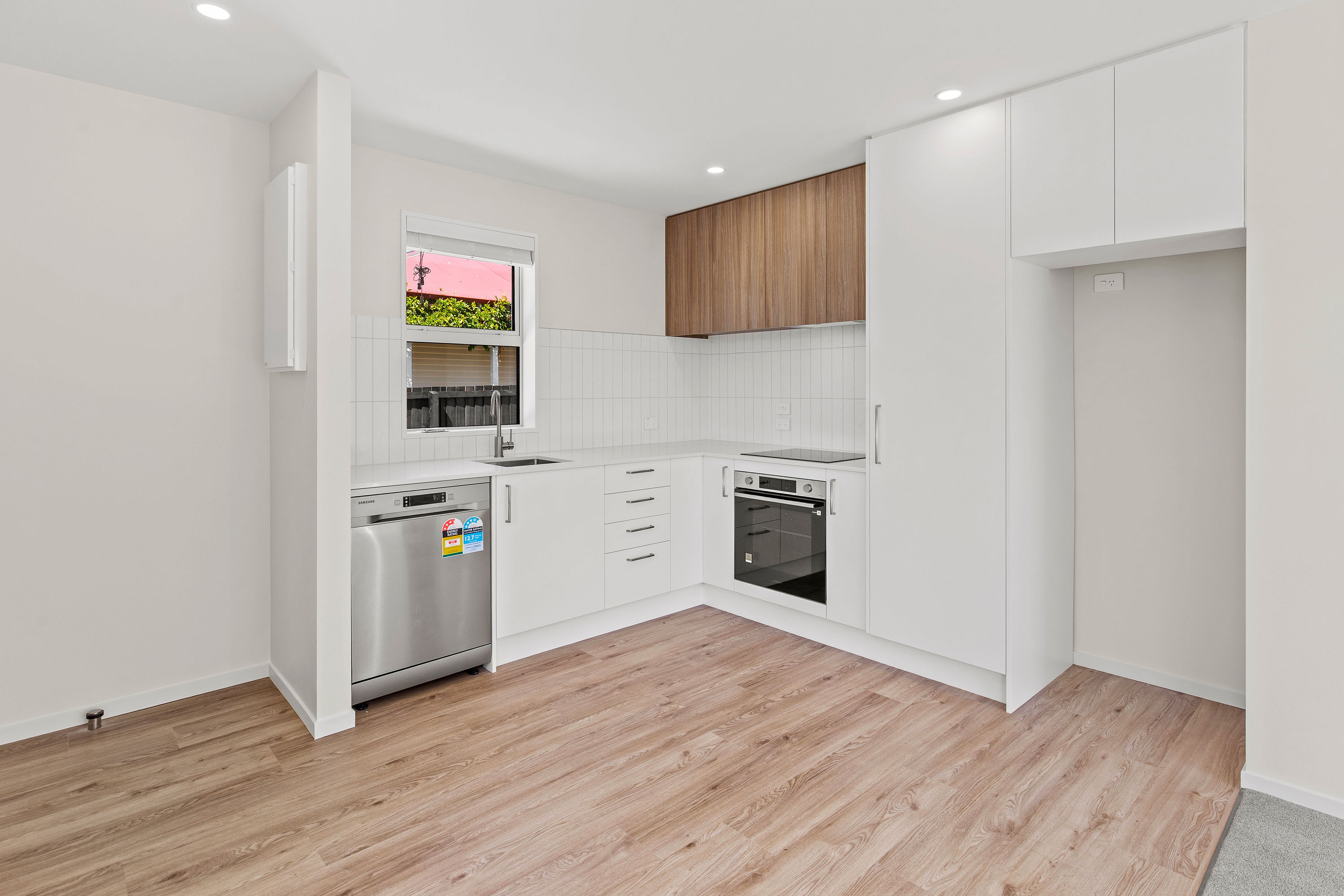 76Sullivanavenue 11