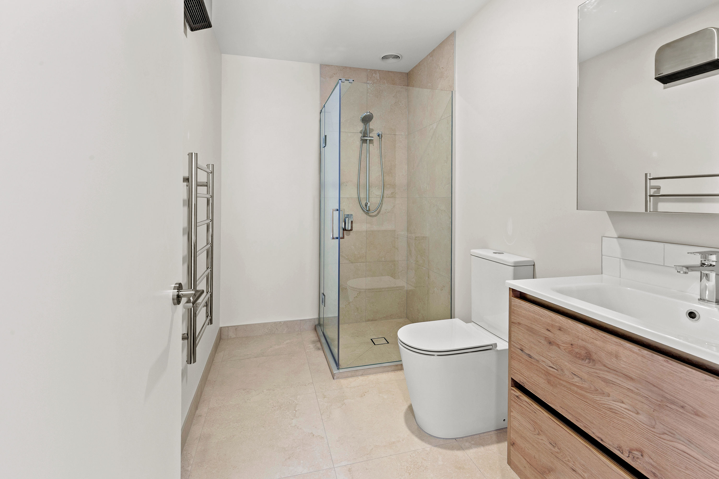 76Sullivanavenue 2