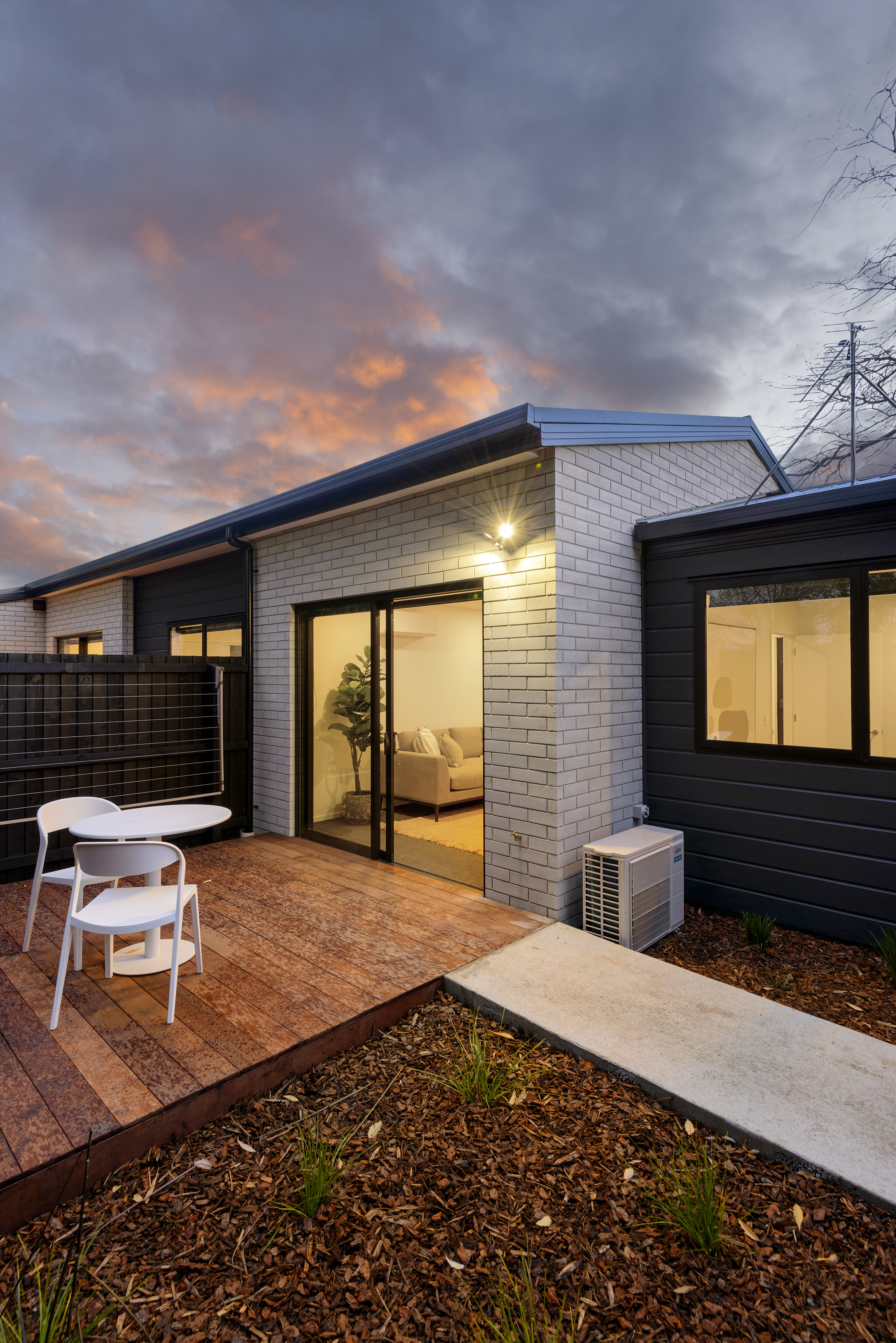 1026 (2)